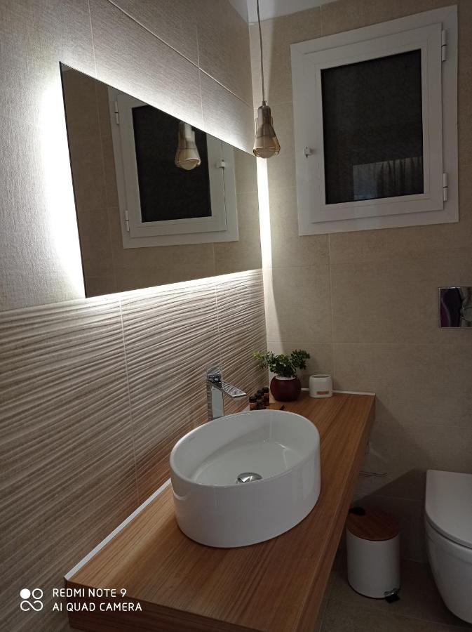 Ankypy Studios Kymi Bagian luar foto